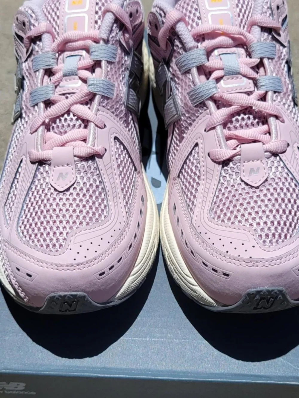 Women's 8 New Balance 1906R pink trainers GC1906CK New in Box